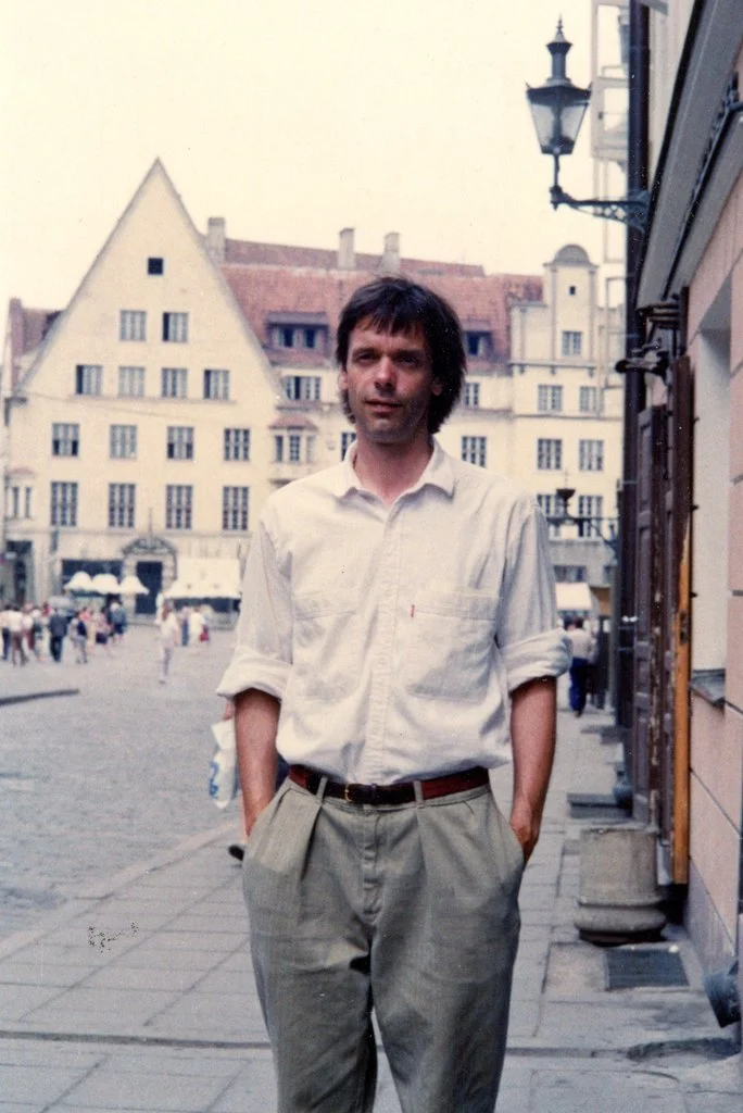 Jaan Pill travelled to Estonia from Canada in 1989 to engage in volunteer work on behalf of the Estonian Heritage Society. When he was interviewed for an Estonian magazine, Jaan spoke of his volunteer work on behalf of people who stutter. The article led to an invitation for him to deliver lectures in Estonia in 1990 on the topic of stuttering; the lectures were a starting point for founding of the Estonian Stuttering Association in 1995.